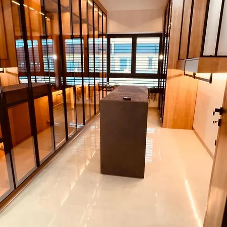 Design-villa Mit Privatem Pool&stimmungsvoller Beleuchtung