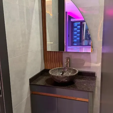 Villa Design-villa Mit Privatem Pool & Stimmungsvoller Beleuchtung Linz