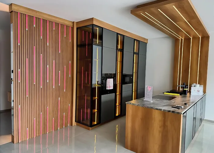 Design-villa Mit Privatem Pool&stimmungsvoller Beleuchtung *