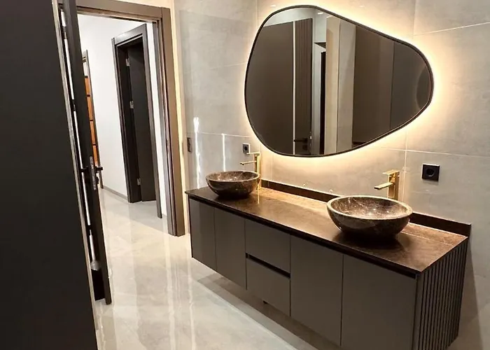 Design-villa Mit Privatem Pool & Stimmungsvoller Beleuchtung *