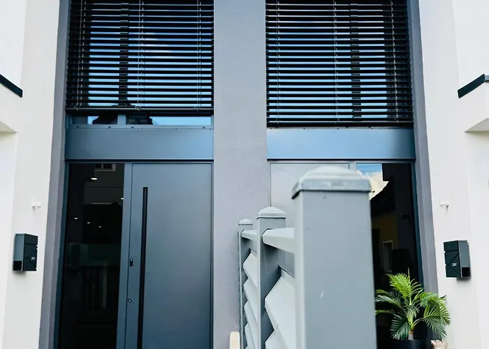 Design-villa Mit Privatem Pool&stimmungsvoller Beleuchtung Linz