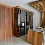 Design-villa Mit Beheiztem Pool & Stimmungsvoller Beleuchtung *