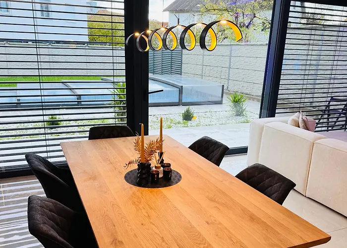 Design-villa Mit Privatem Pool & Stimmungsvoller Beleuchtung Vila Linec